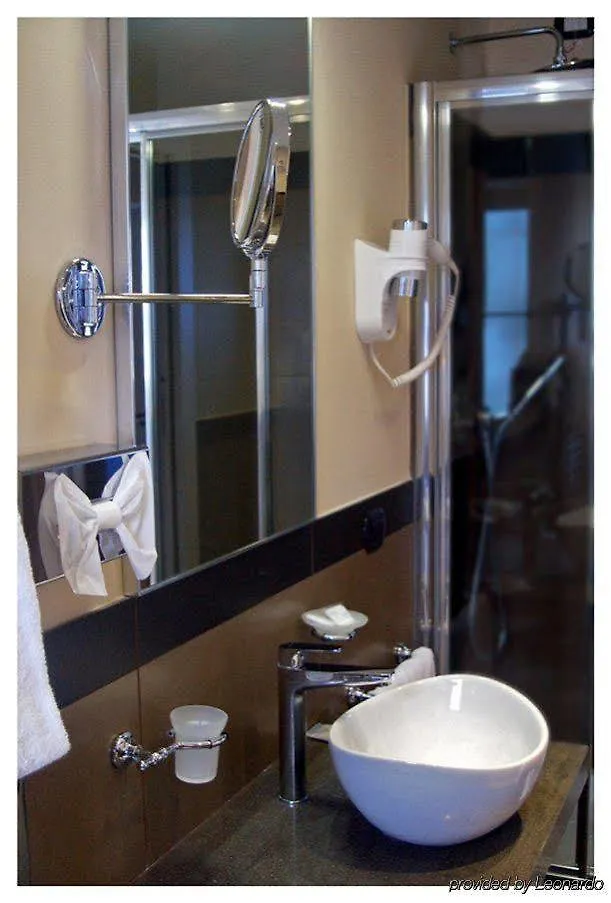 Hotel Caravel Roma 4*,
