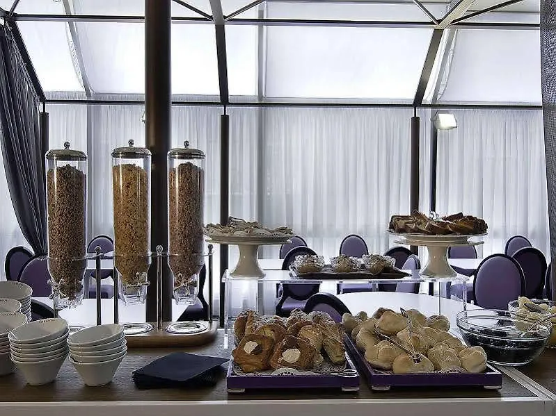 ****  Hotel Caravel Roma Itália