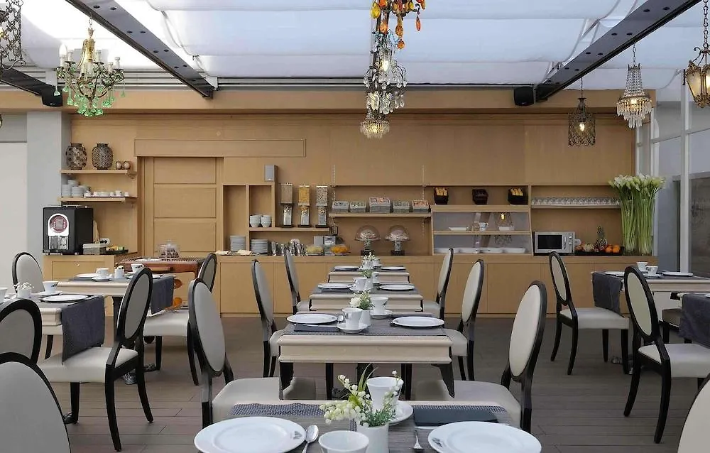 Hotel Caravel Rome Italy