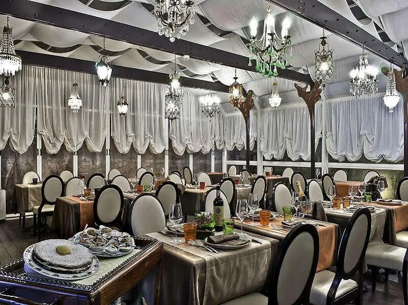 Hotel Caravel Rome