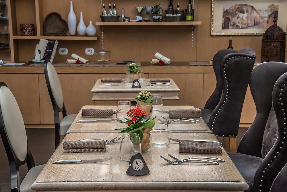 Hotel Caravel Roma